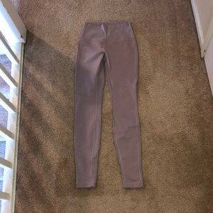 PINK LULULEMON TIGHTS IN EXCELLENT CONDITION!!